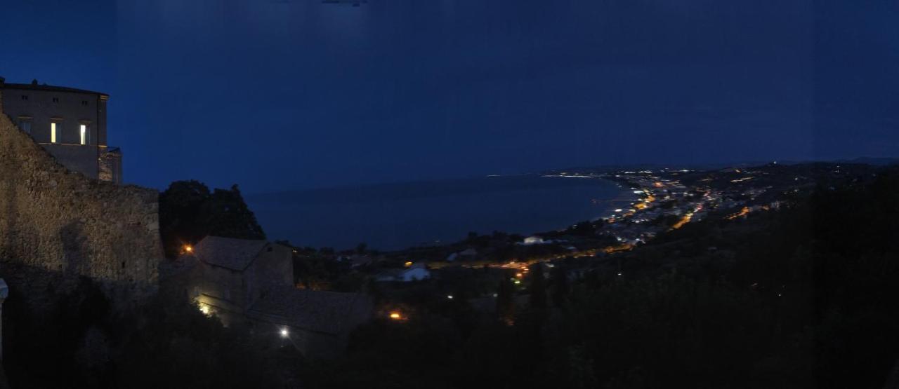La Puteka Short Rent Nel Cuore Di Vasto Exterior foto